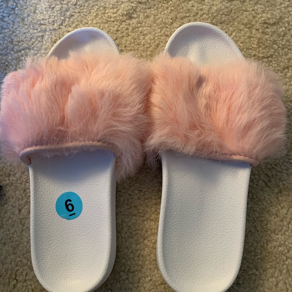 Ugg Faux fur slides